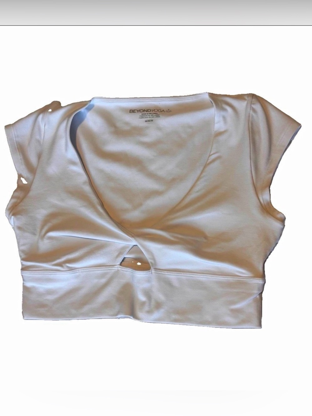 Beyond Yoga Women’s Spacedye Get It Twisted Cropped Tee White Medium